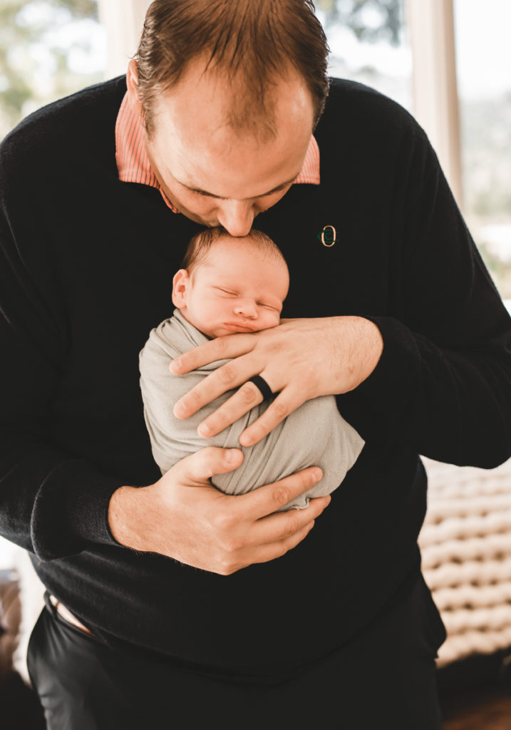 dad and baby pose by palo alto newborn photographer