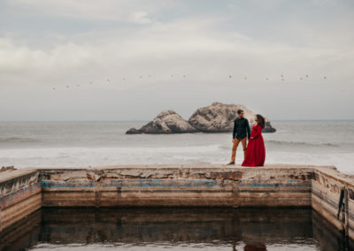 couple in lands end for photoshoot