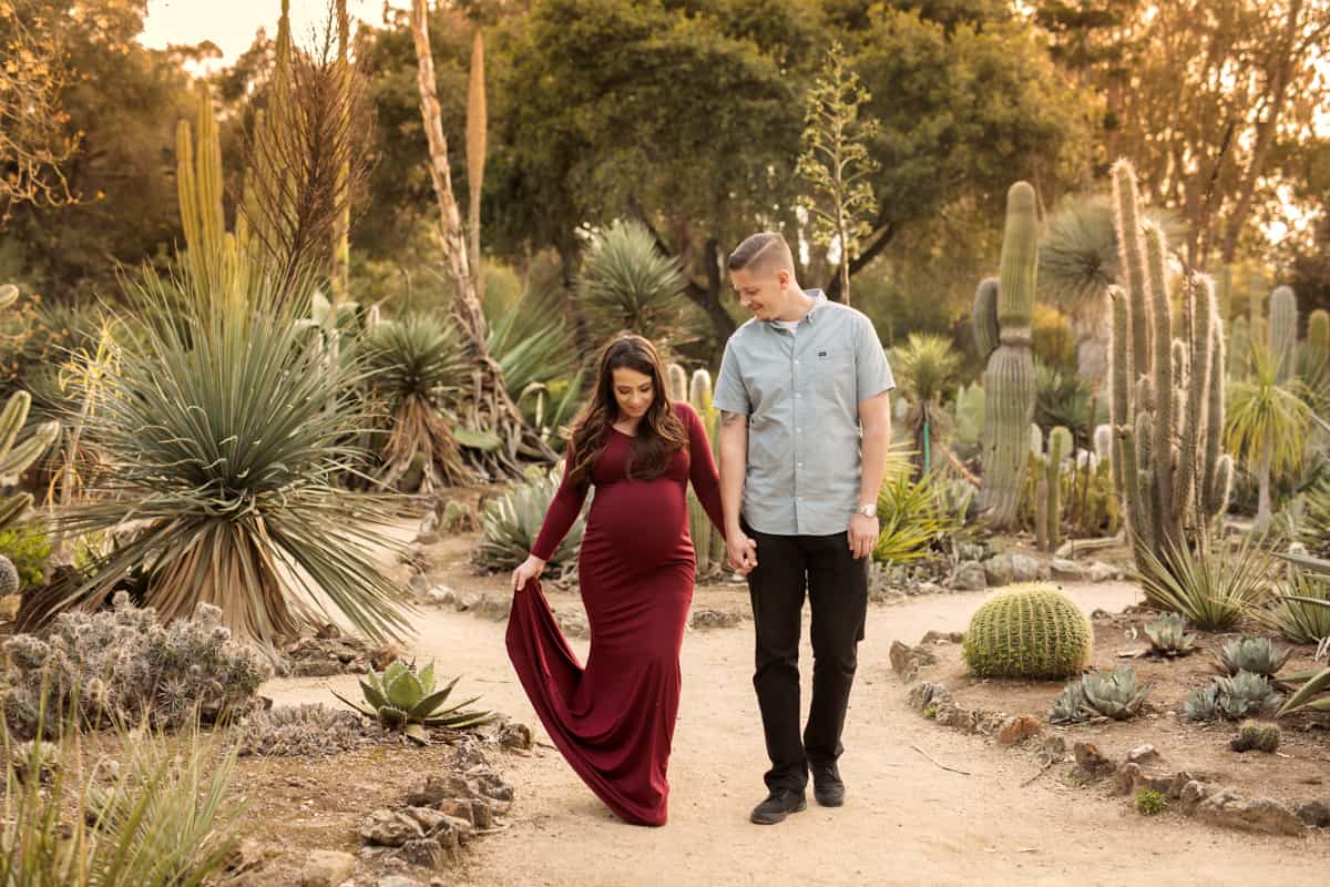 cactus garden maternity photoshoot outdoor pregnancy