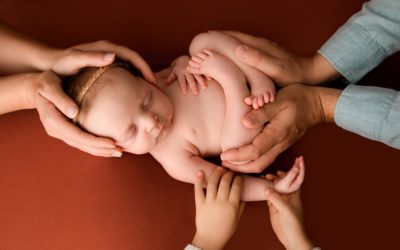5 Brilliant Ways to Showcase Your Newborn Photos | Redwood City Newborn Photographer